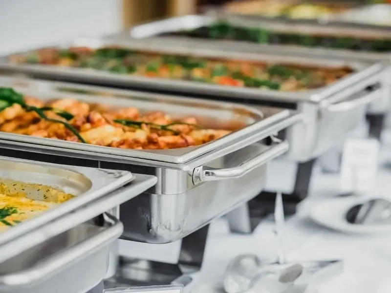 Festlich gedeckter Tisch für Kommunion und Konfirmation